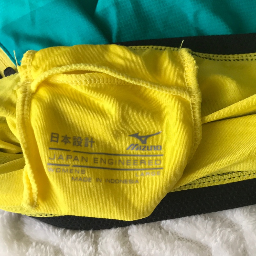 Shorts - Picture 4 of 4